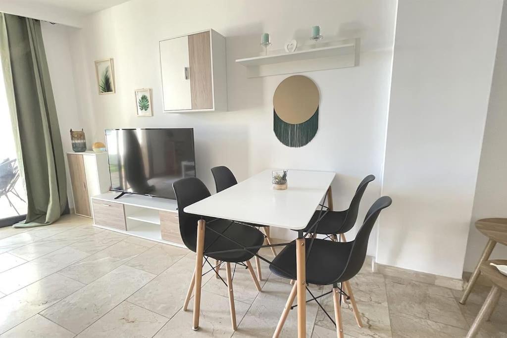 Ocean Deluxe Palm-Mar Apartment Екстериор снимка